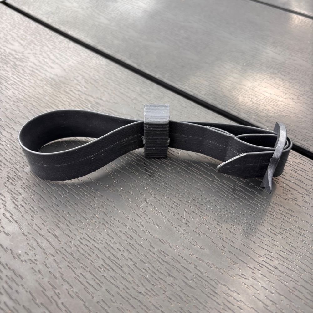 Buckle Tree Ties